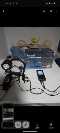 Kessil led we360 tuna blue light and controller